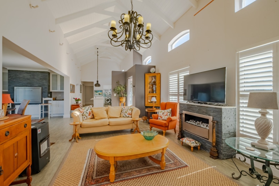 3 Bedroom Property for Sale in Chanteclair Western Cape